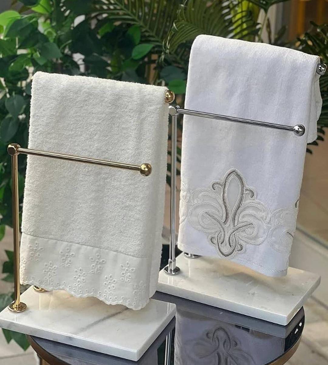 Towel stand with base marble - Image 3