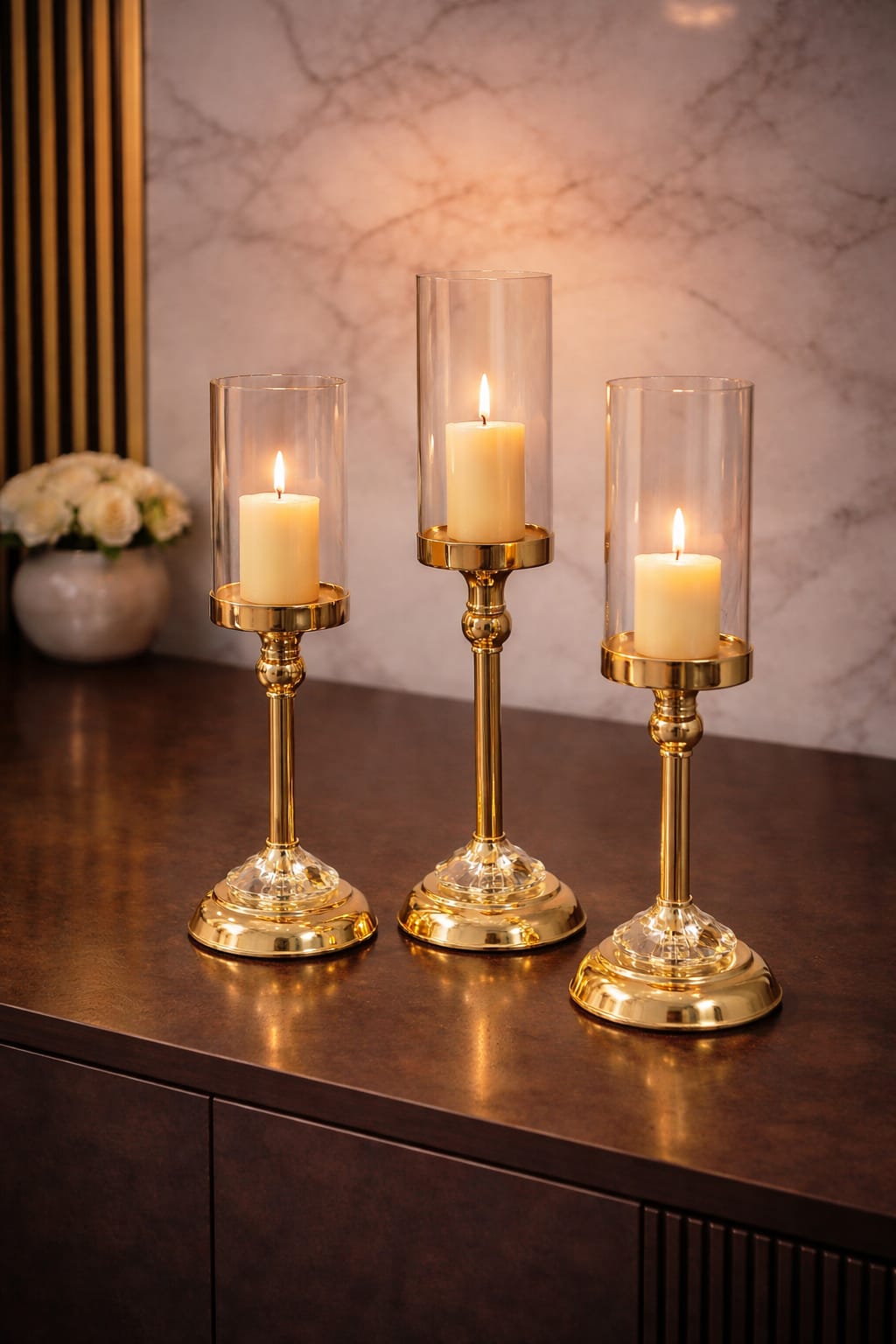 Set golden candle holder