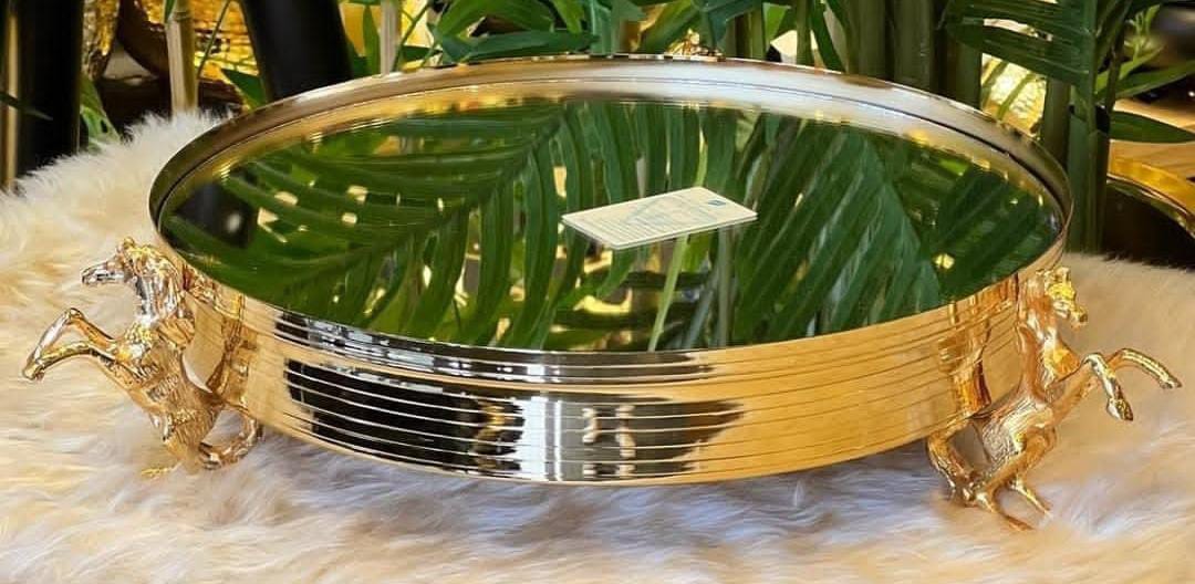 Mirror tray with gold horse-shaped legs