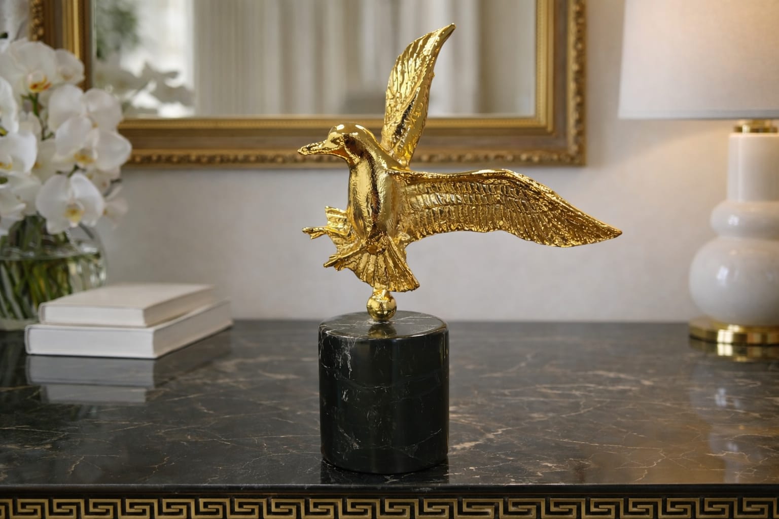 Eagle gold small on base marble black
