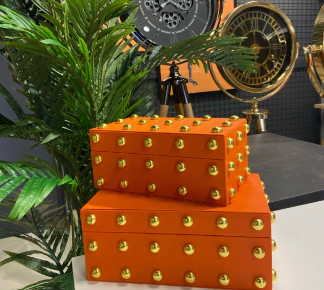 box with golden dots - Image 4