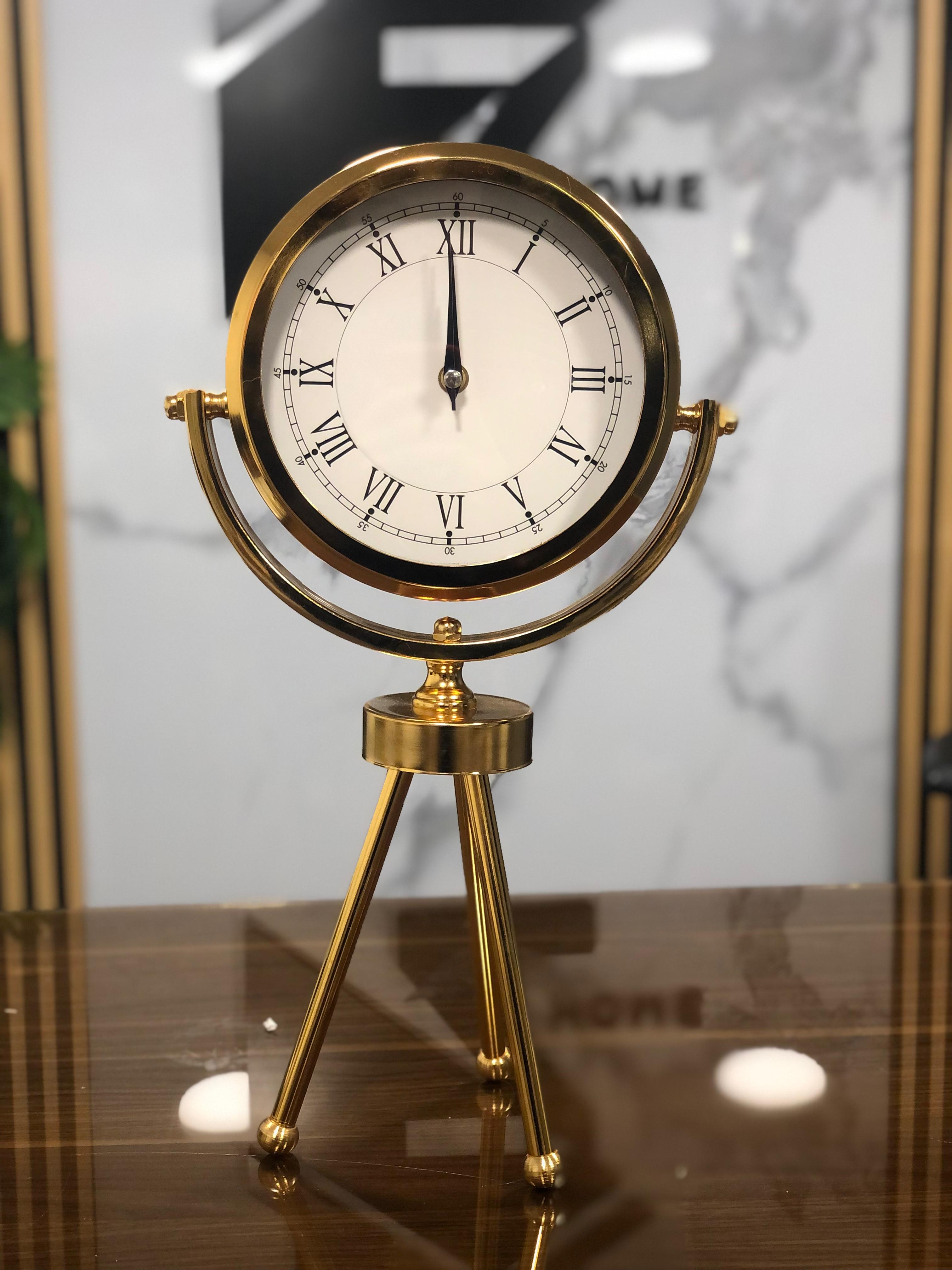 Gold clock