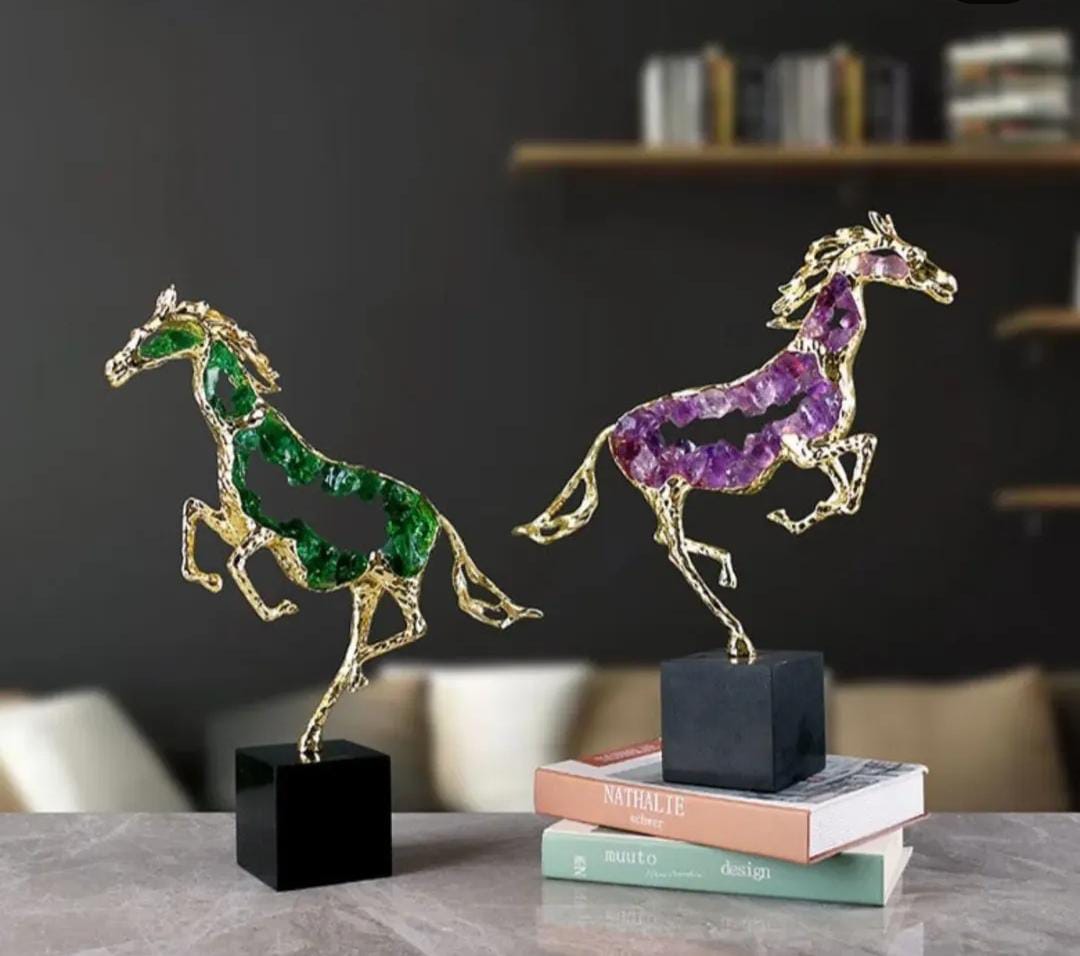 horse big with black marble